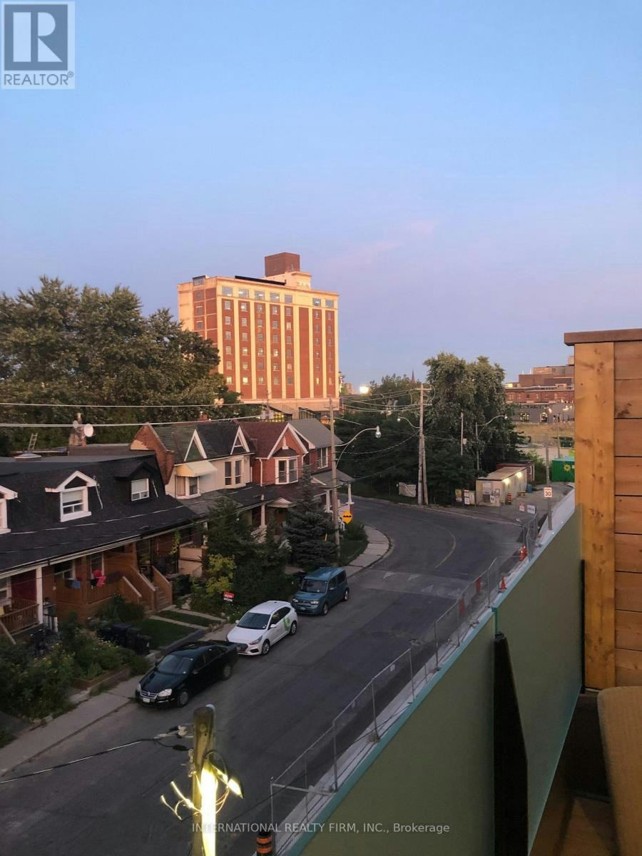 48 Perth Avenue, Toronto, ON, M6R 0A8 - 19