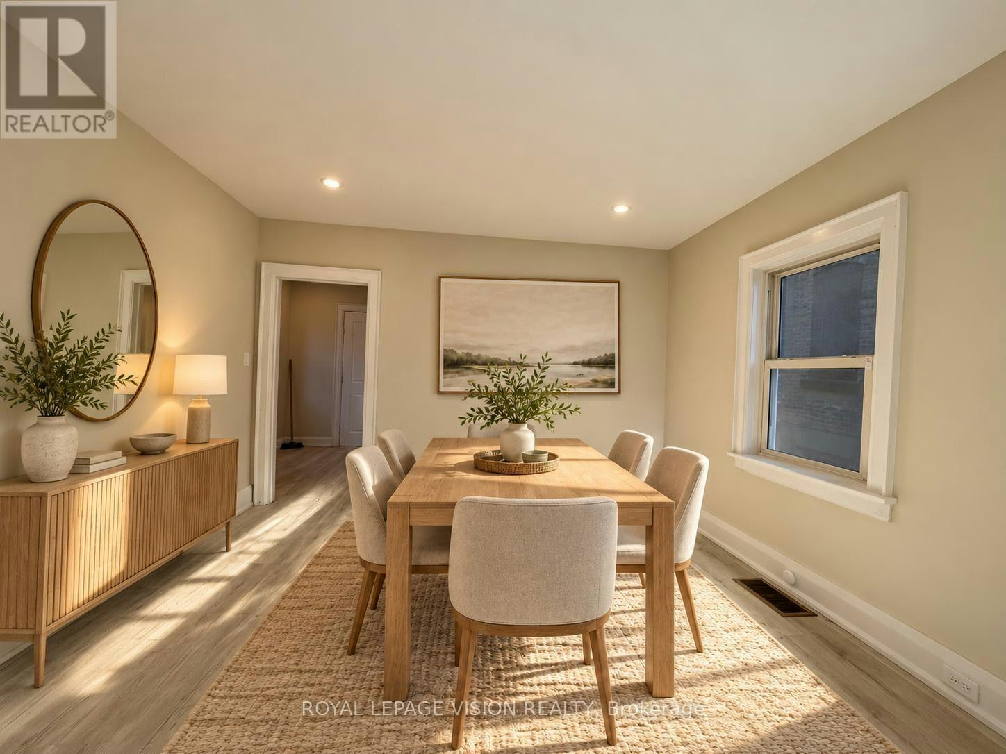 47 Nassau Street, Oshawa, ON, L1J 4A3 - 4