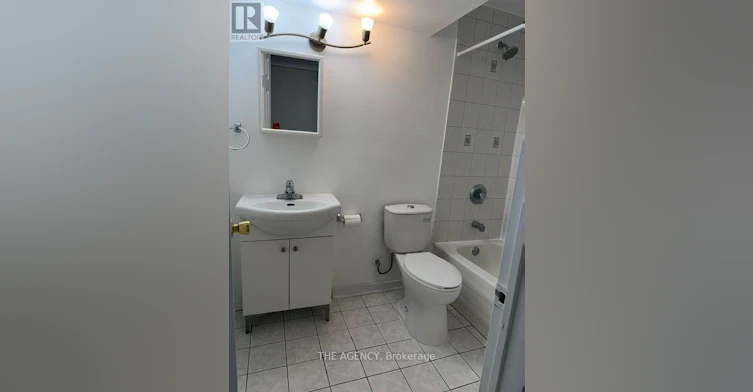 BSMT-584 Doubletree Lane, Newmarket, ON, L3X 2K6 - 12