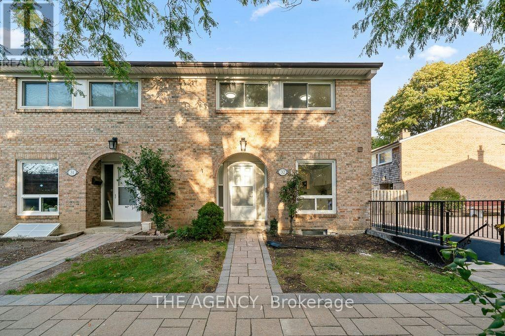32-1 Wootten Way S, Markham, ON, L3P 3H7