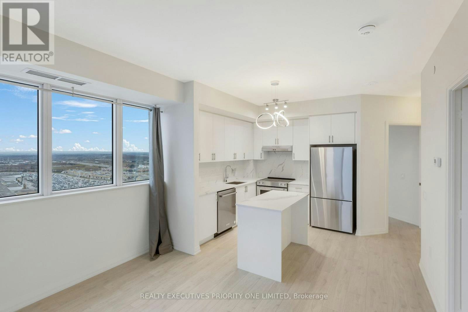 2018-9000 Jane Street, Vaughan, ON, L4K 0M6