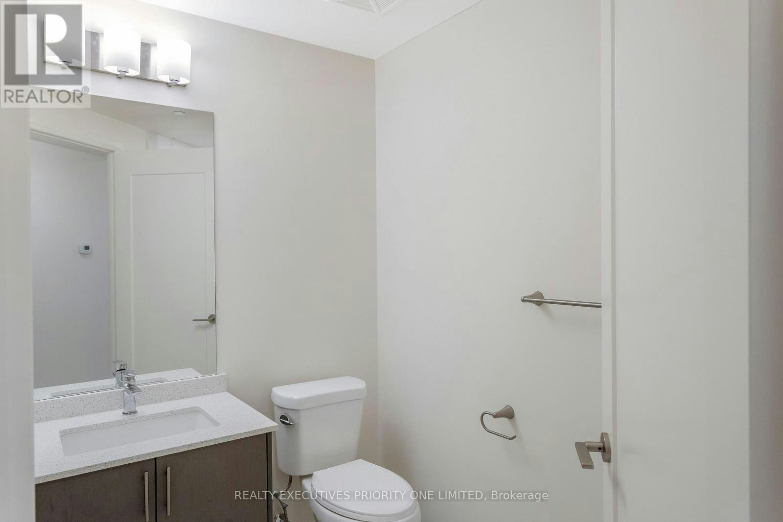 2018-9000 Jane Street, Vaughan, ON, L4K 0M6 - 7