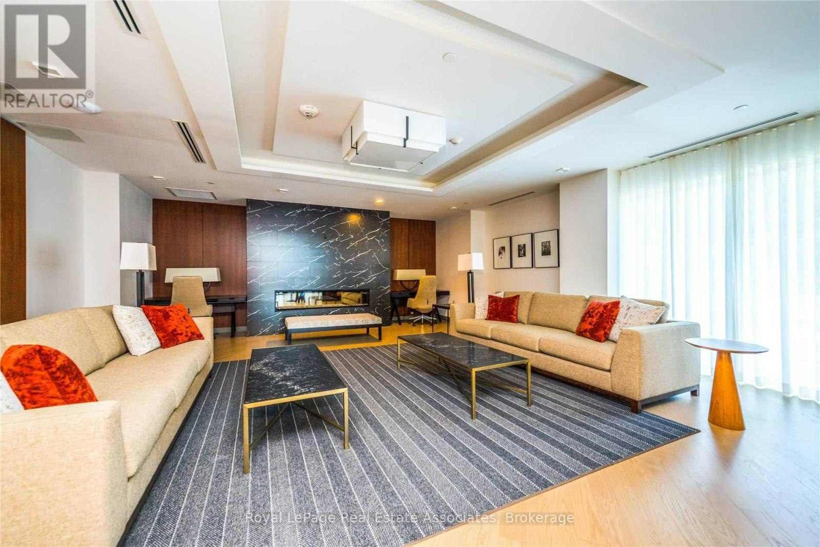 141-1575 Lakeshore Road W, Mississauga, ON, L5J 0B1 - 5