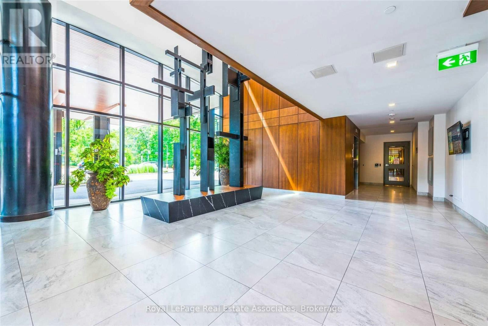 141-1575 Lakeshore Road W, Mississauga, ON, L5J 0B1 - 4