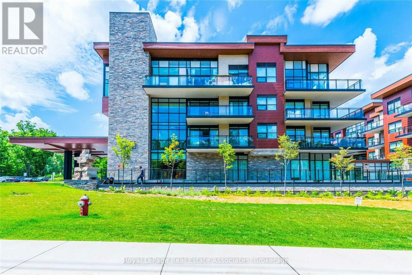 141-1575 Lakeshore Road W, Mississauga, ON, L5J 0B1 - 2