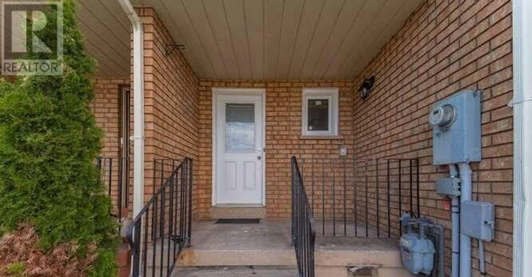 25 Tulip Drive, Brampton, ON, L6Y 3T5 - 2