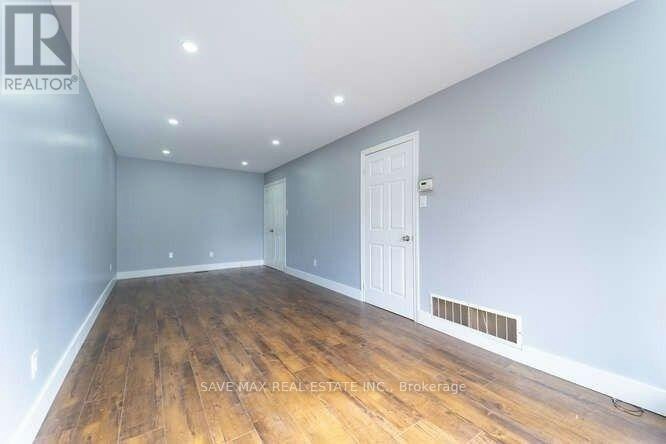 25 Tulip Drive, Brampton, ON, L6Y 3T5 - 7
