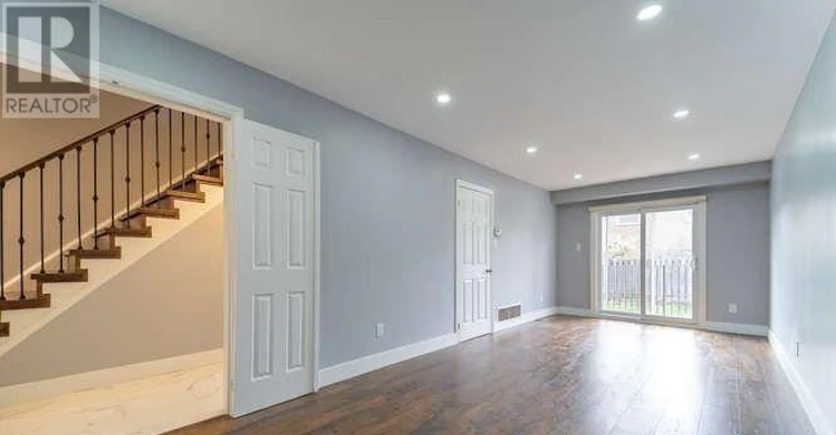 25 Tulip Drive, Brampton, ON, L6Y 3T5 - 8