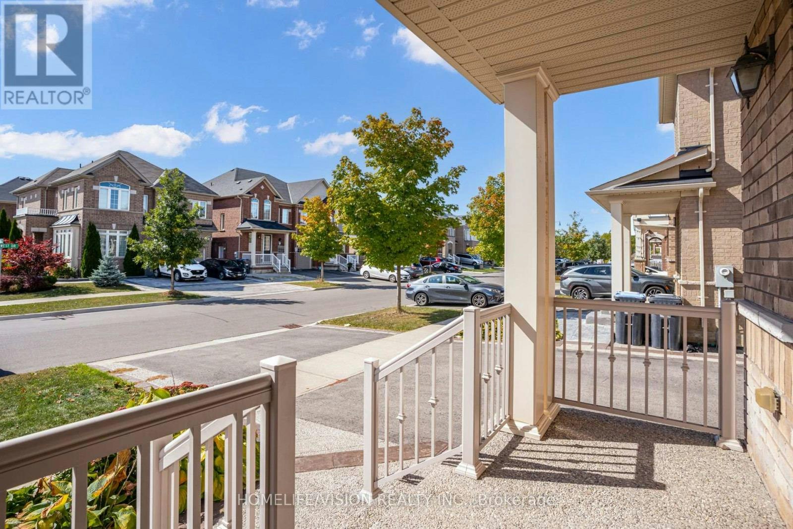 383 Royal West Drive, Brampton, ON, L6X 0B3 - 3