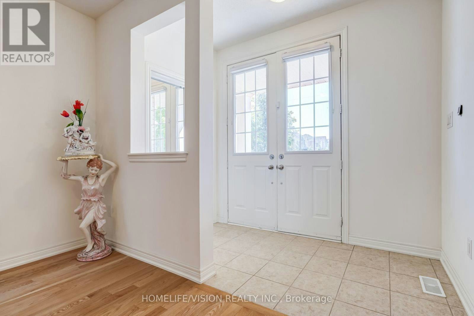 383 Royal West Drive, Brampton, ON, L6X 0B3 - 5