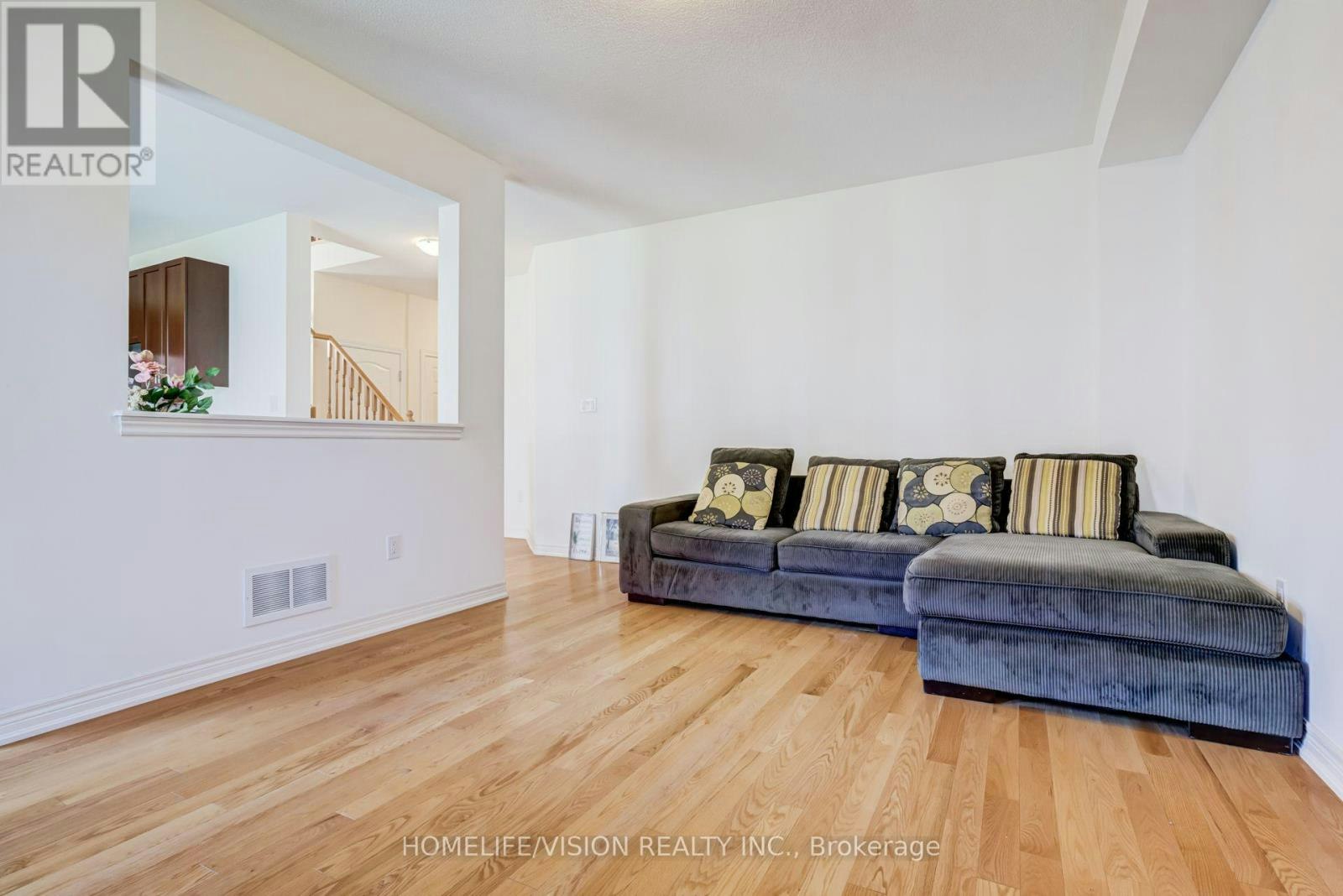 383 Royal West Drive, Brampton, ON, L6X 0B3 - 13
