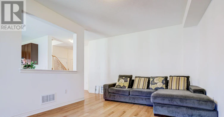 383 Royal West Drive, Brampton, ON, L6X 0B3 - 13