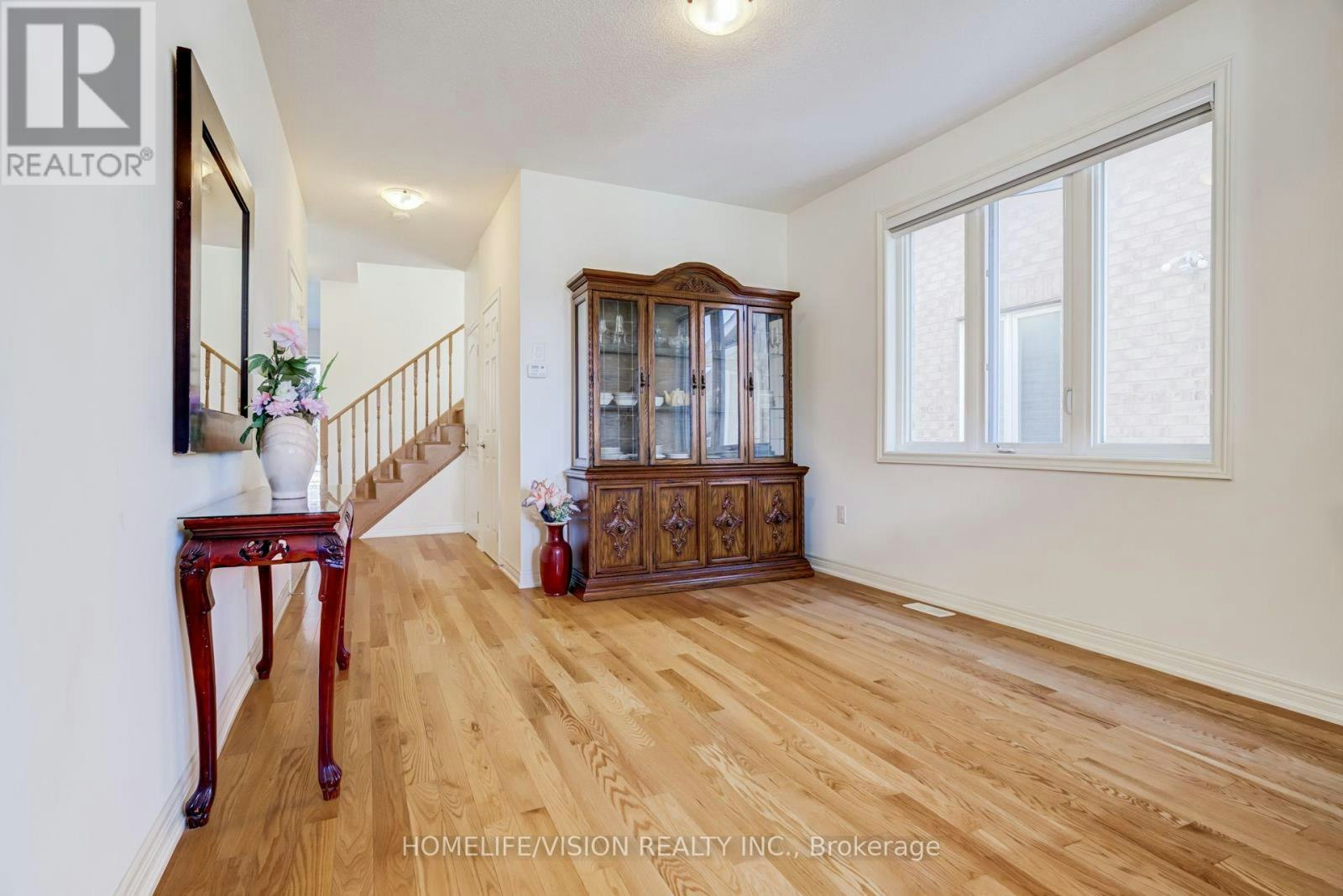 383 Royal West Drive, Brampton, ON, L6X 0B3 - 6