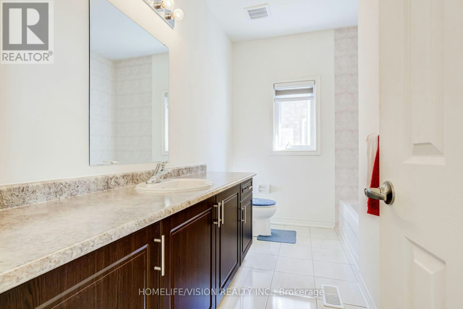 383 Royal West Drive, Brampton, ON, L6X 0B3 - 38