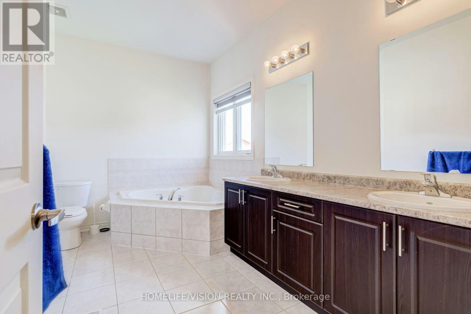 383 Royal West Drive, Brampton, ON, L6X 0B3 - 27