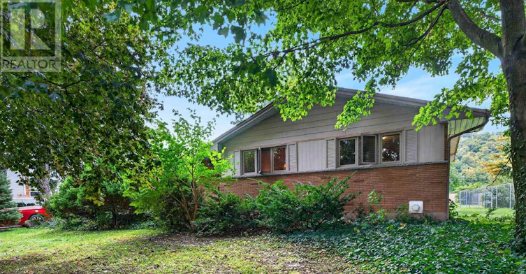 984 8 Highway Highway, Hamilton, ON, L8E 5H9