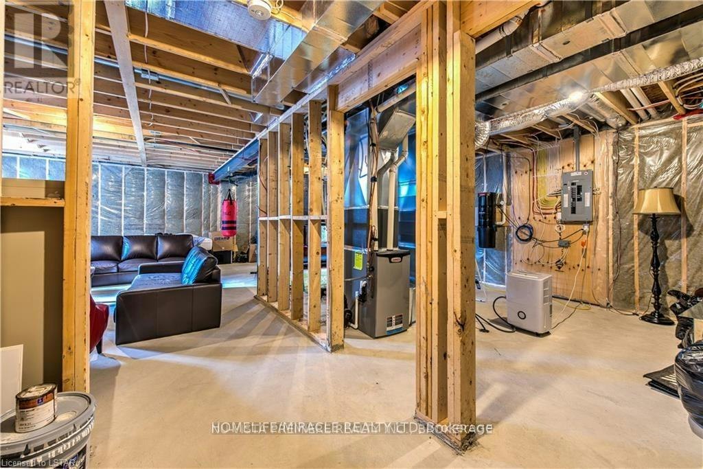 1546 Medway Park Drive, London, ON, N6G 0Z6 - 46