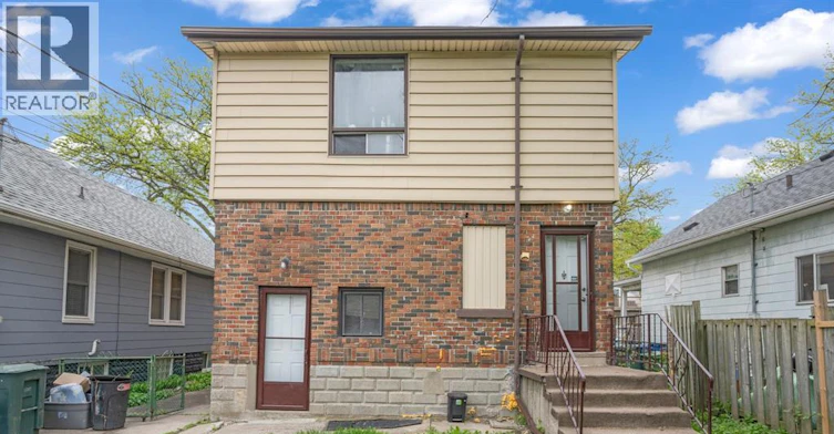 UPPER-2241 Mercer, Windsor, ON, N8X 3R2 - 3