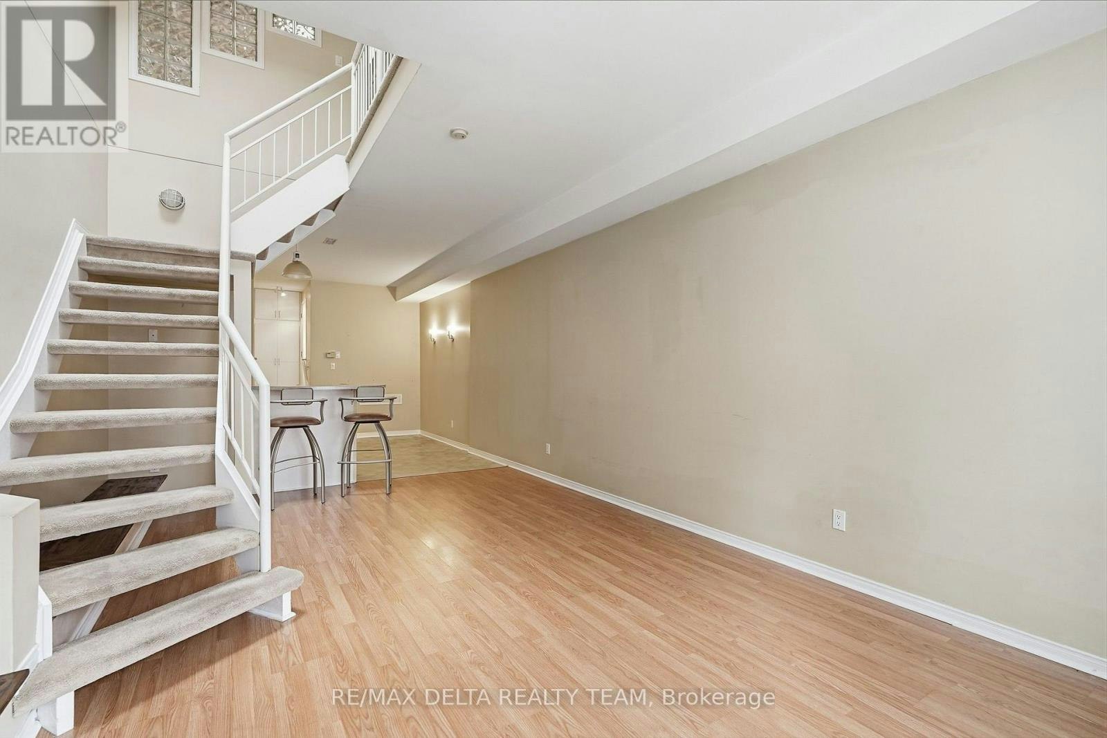 7-170 Cathcart Street, Ottawa, ON, K1N 5B9 - 6