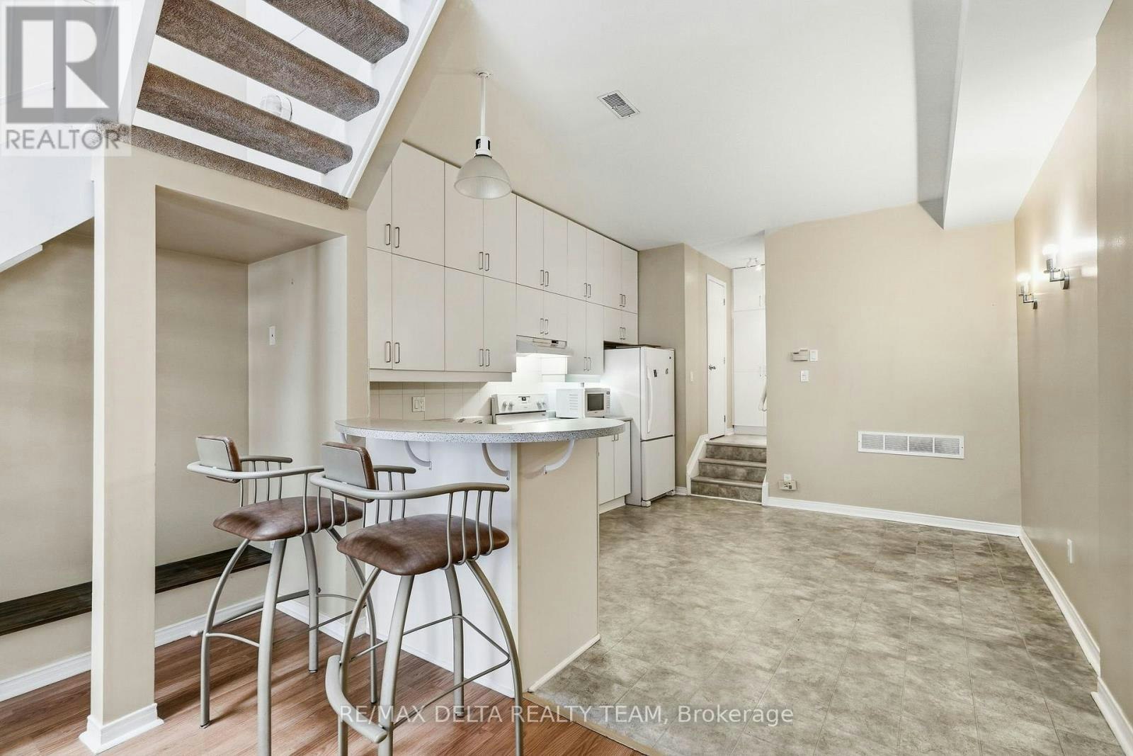 7-170 Cathcart Street, Ottawa, ON, K1N 5B9 - 9