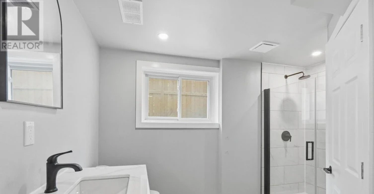 LOWER-422 Brunswick Street, Hamilton, ON, L8H 6S4 - 9
