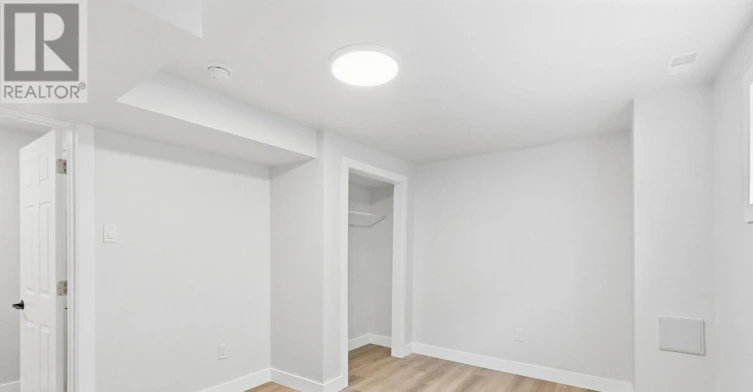 LOWER-422 Brunswick Street, Hamilton, ON, L8H 6S4 - 12