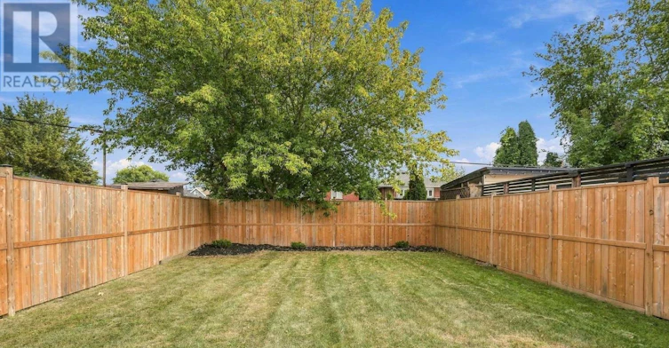 UPPER-422 Brunswick Street, Hamilton, ON, L8H 6S4 - 23