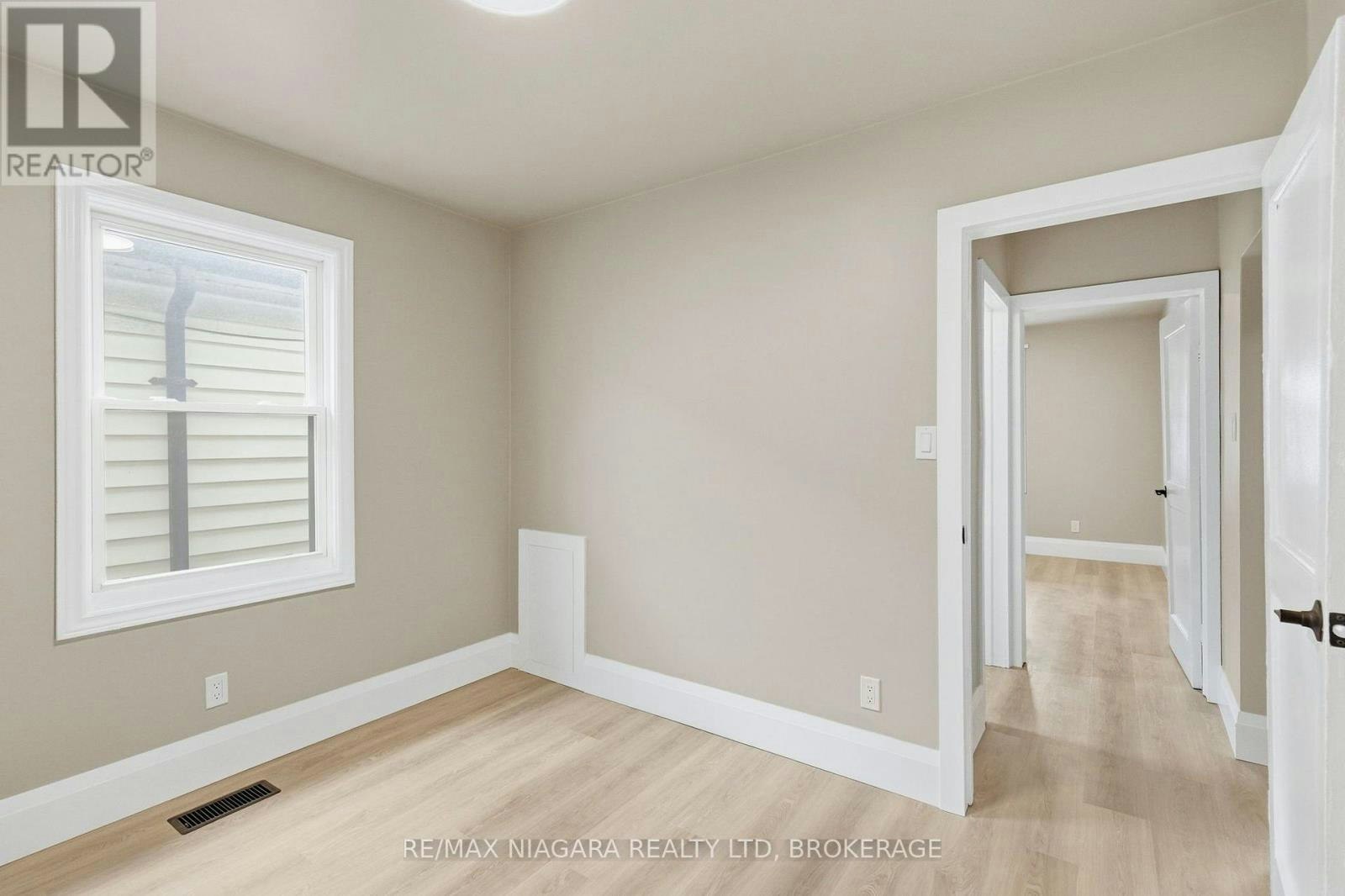 UPPER-422 Brunswick Street, Hamilton, ON, L8H 6S4 - 14