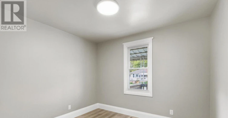 UPPER-422 Brunswick Street, Hamilton, ON, L8H 6S4 - 10