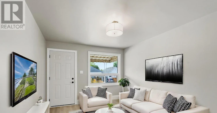 UPPER-422 Brunswick Street, Hamilton, ON, L8H 6S4 - 2