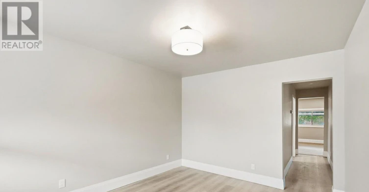 UPPER-422 Brunswick Street, Hamilton, ON, L8H 6S4 - 8
