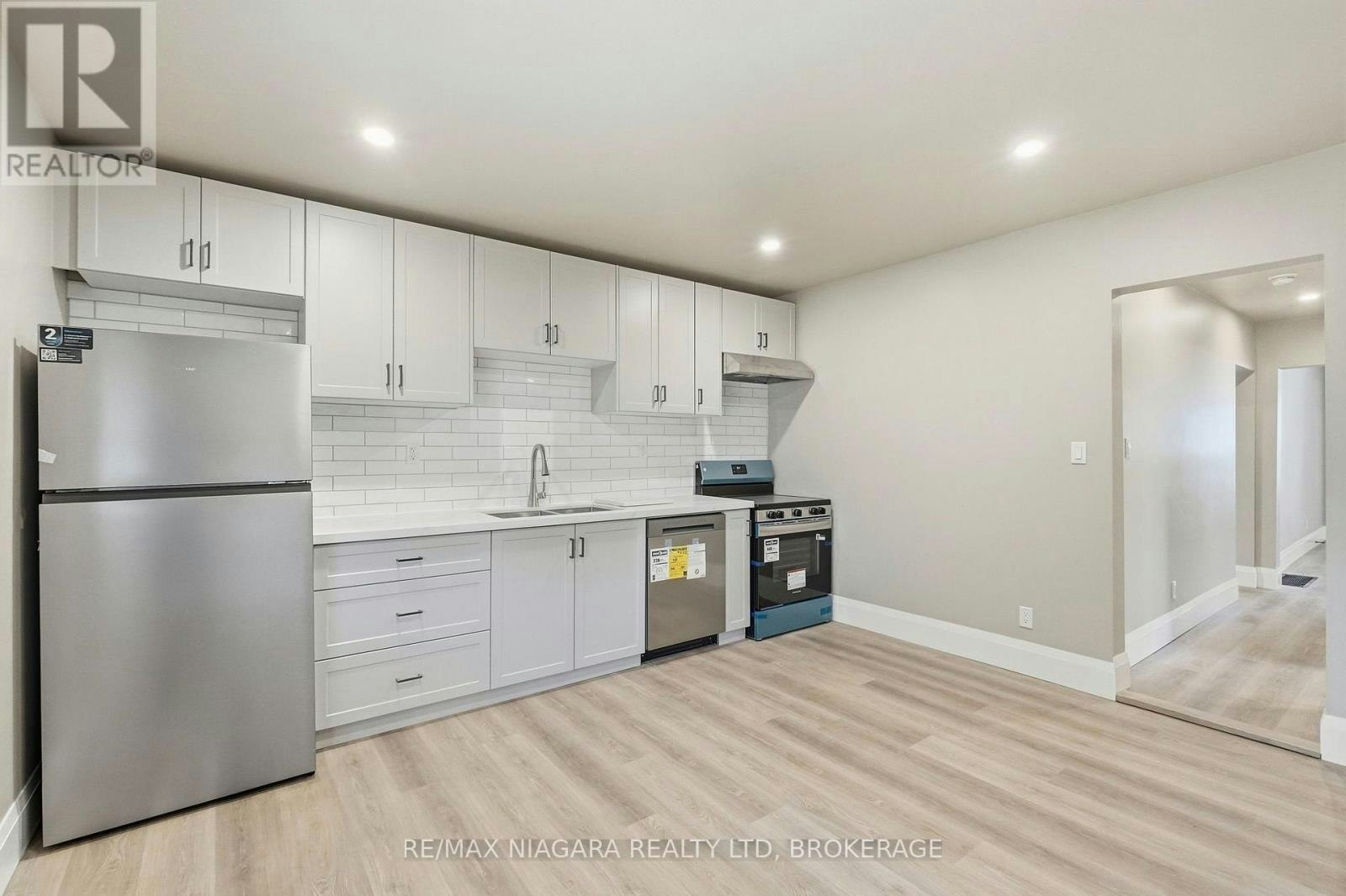 UPPER-422 Brunswick Street, Hamilton, ON, L8H 6S4 - 6
