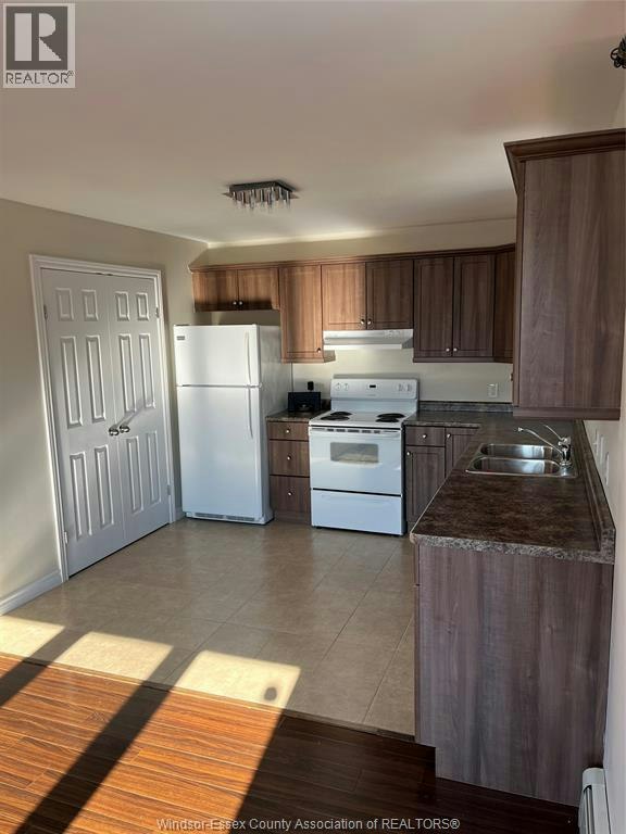 190 Walnut Lane, Essex, ON, N0R 1G0 - 3