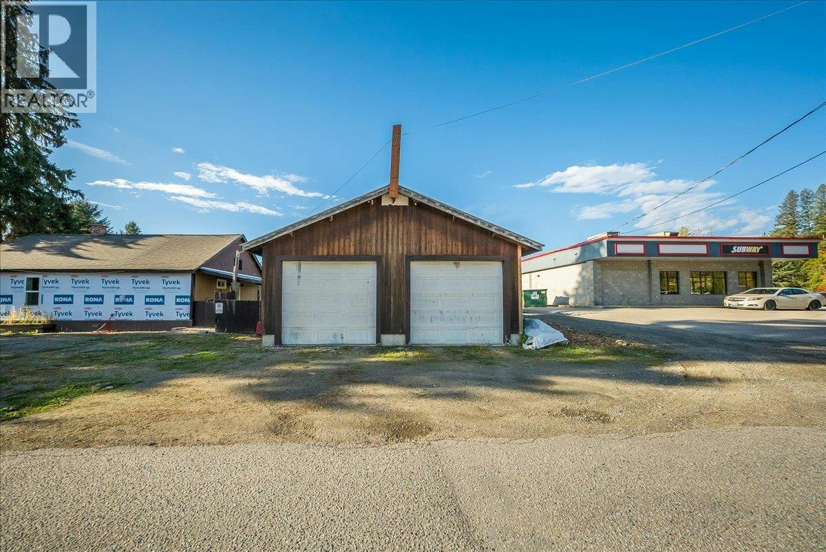 514 Davies Avenue, Salmo, BC, V0G 1Z0 - 9