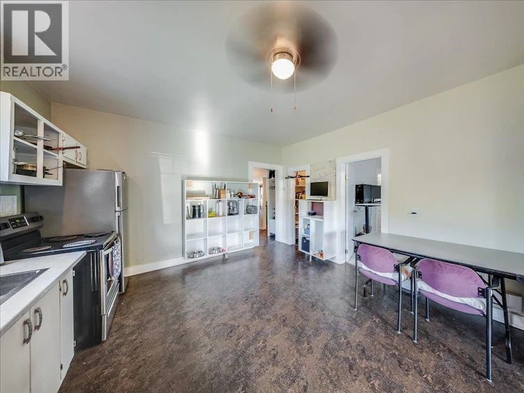 514 Davies Avenue, Salmo, BC, V0G 1Z0 - 22