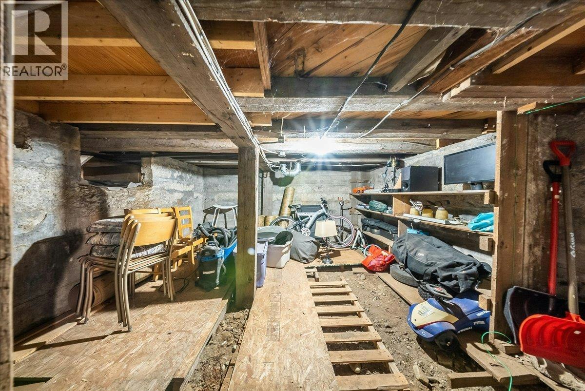 514 Davies Avenue, Salmo, BC, V0G 1Z0 - 33