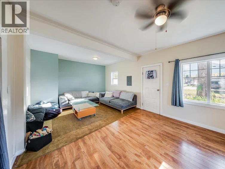 514 Davies Avenue, Salmo, BC, V0G 1Z0 - 15