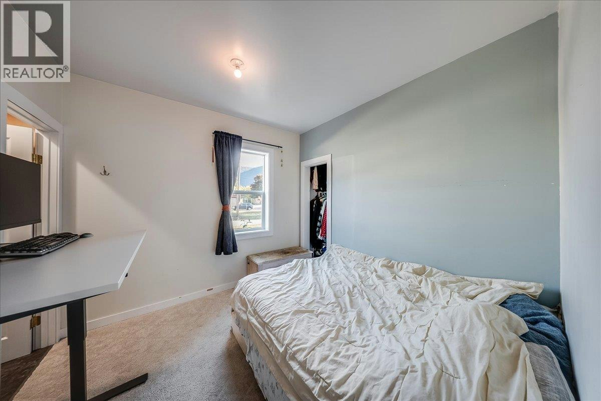 514 Davies Avenue, Salmo, BC, V0G 1Z0 - 24