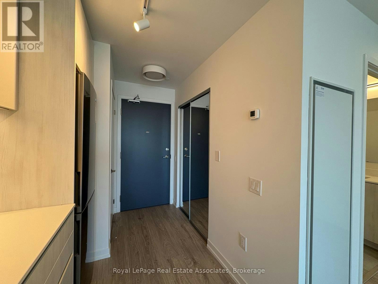 1002-2485 Eglinton Avenue W, Mississauga, ON, L5M 2V8 - 2