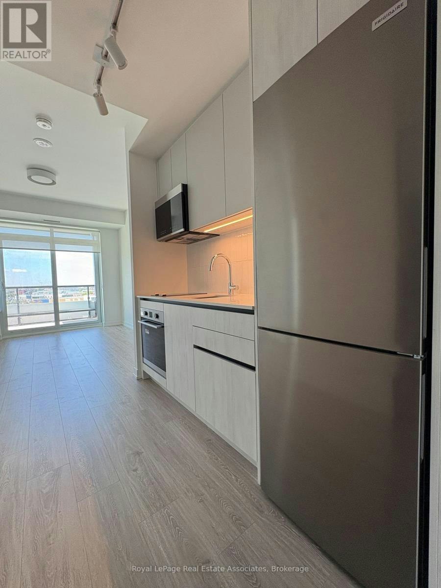 1002-2485 Eglinton Avenue W, Mississauga, ON, L5M 2V8 - 4