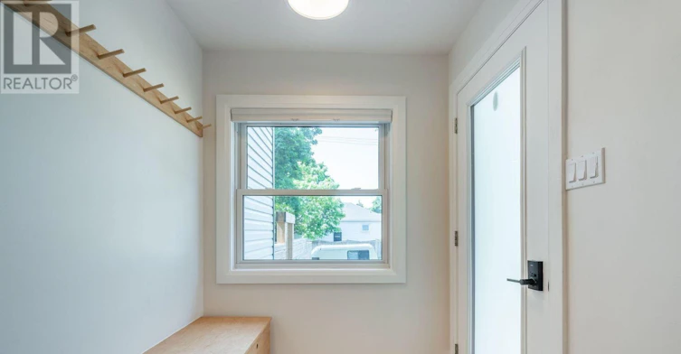 MAIN-57 Mcelroy Road, Hamilton, ON, L9A 1Y5 - 2