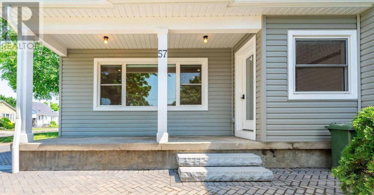 MAIN-57 Mcelroy Road, Hamilton, ON, L9A 1Y5