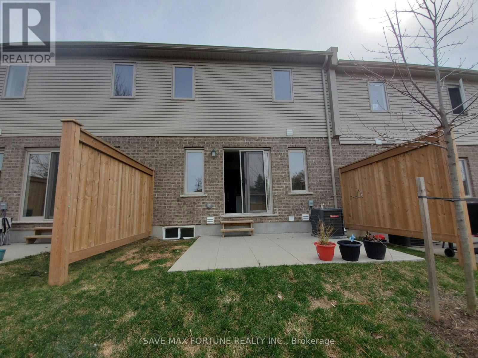 12-50 Pinnacle Drive, Kitchener, ON, N2P 0H8 - 3