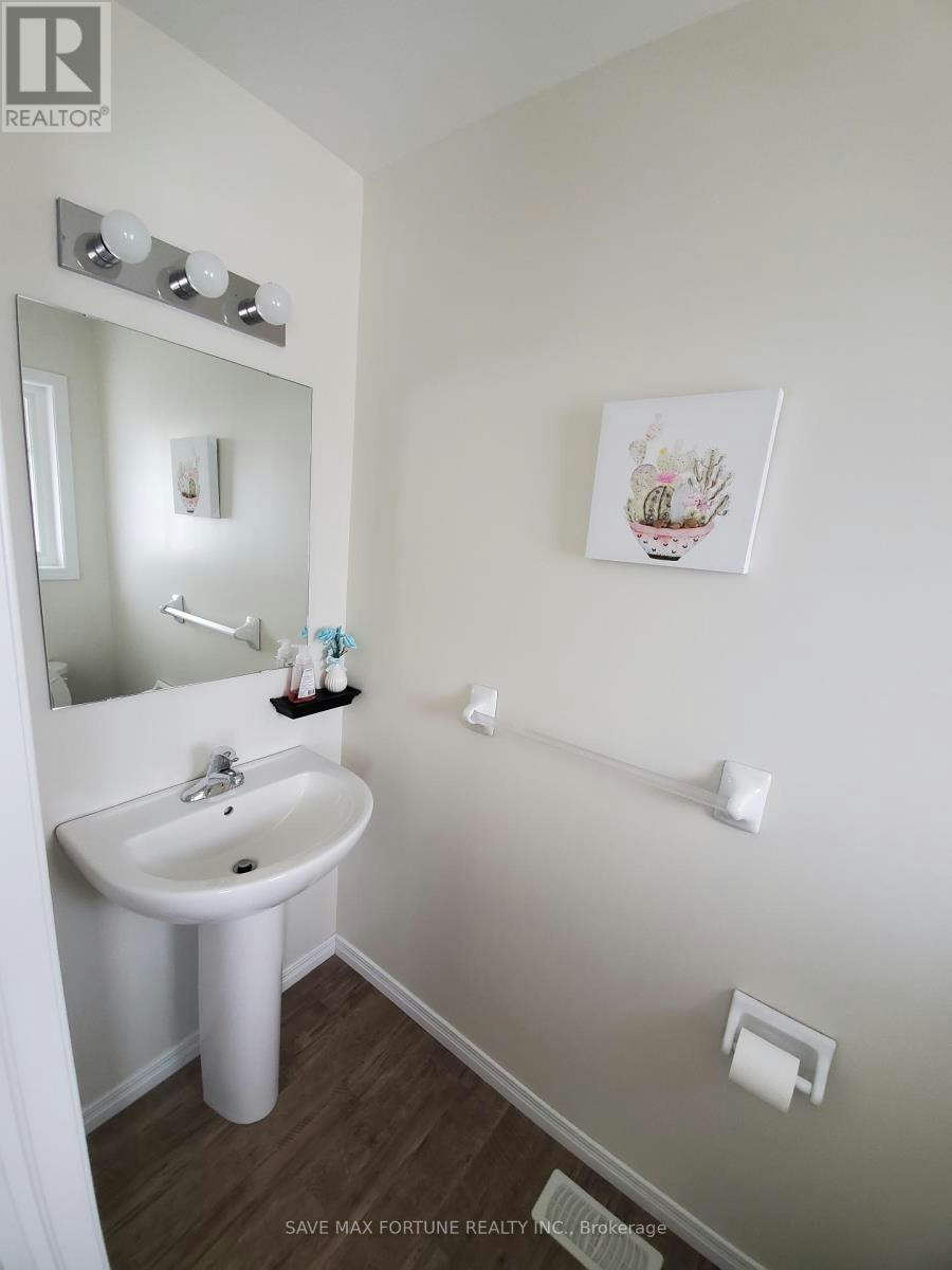 12-50 Pinnacle Drive, Kitchener, ON, N2P 0H8 - 11