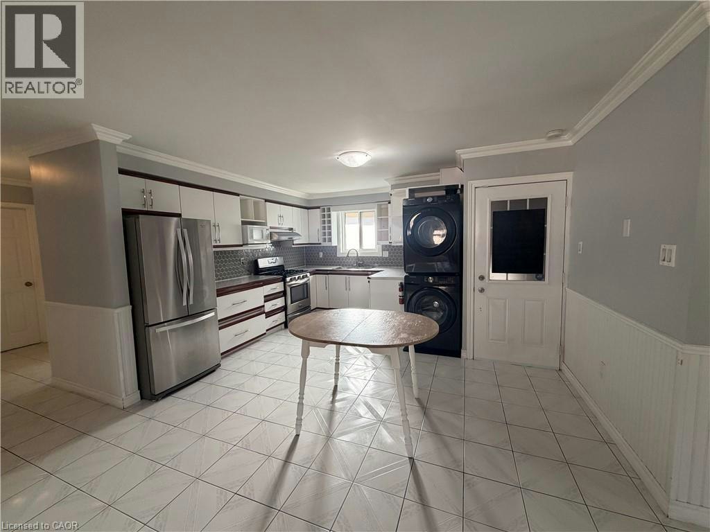 37 Elora Drive, Hamilton, ON, L9C 6T4 - 6