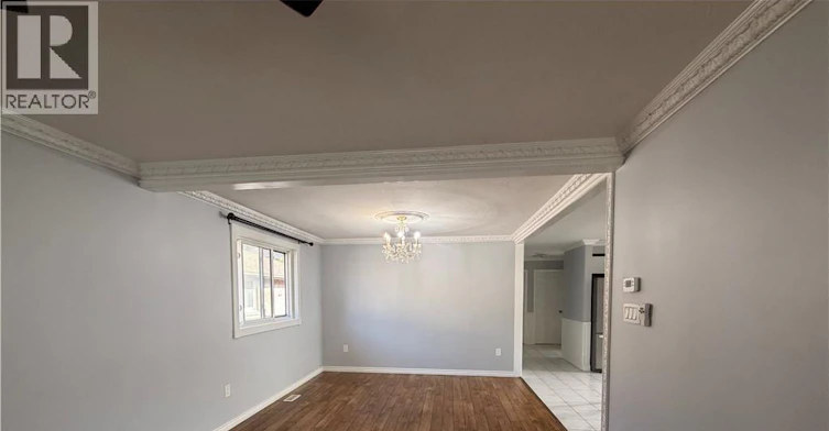 37 Elora Drive, Hamilton, ON, L9C 6T4 - 7