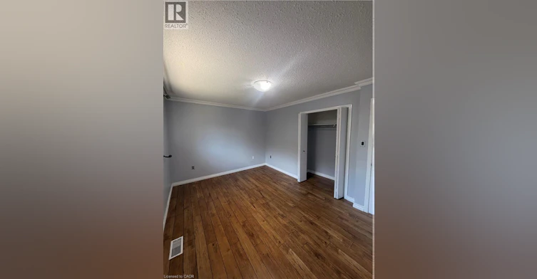 37 Elora Drive, Hamilton, ON, L9C 6T4 - 10