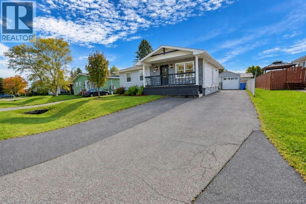 1073 Rockland Drive, Bathurst, NB, E2A 3T8