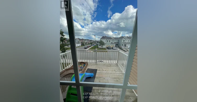 916 Fameflower Street, Ottawa, ON, K2J 0T3 - 3