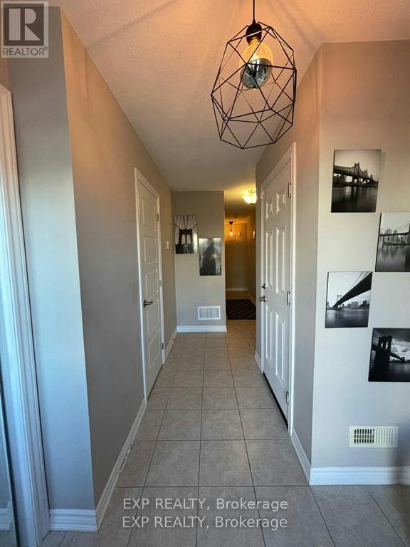916 Fameflower Street, Ottawa, ON, K2J 0T3 - 6
